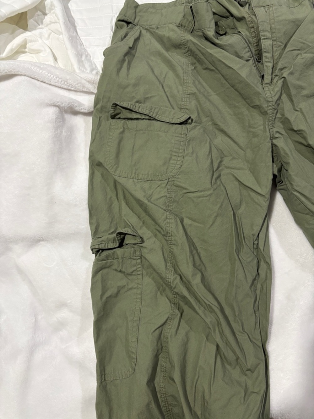 Wild Fable Olive Green Cargo Pants - Picture 4 of 7